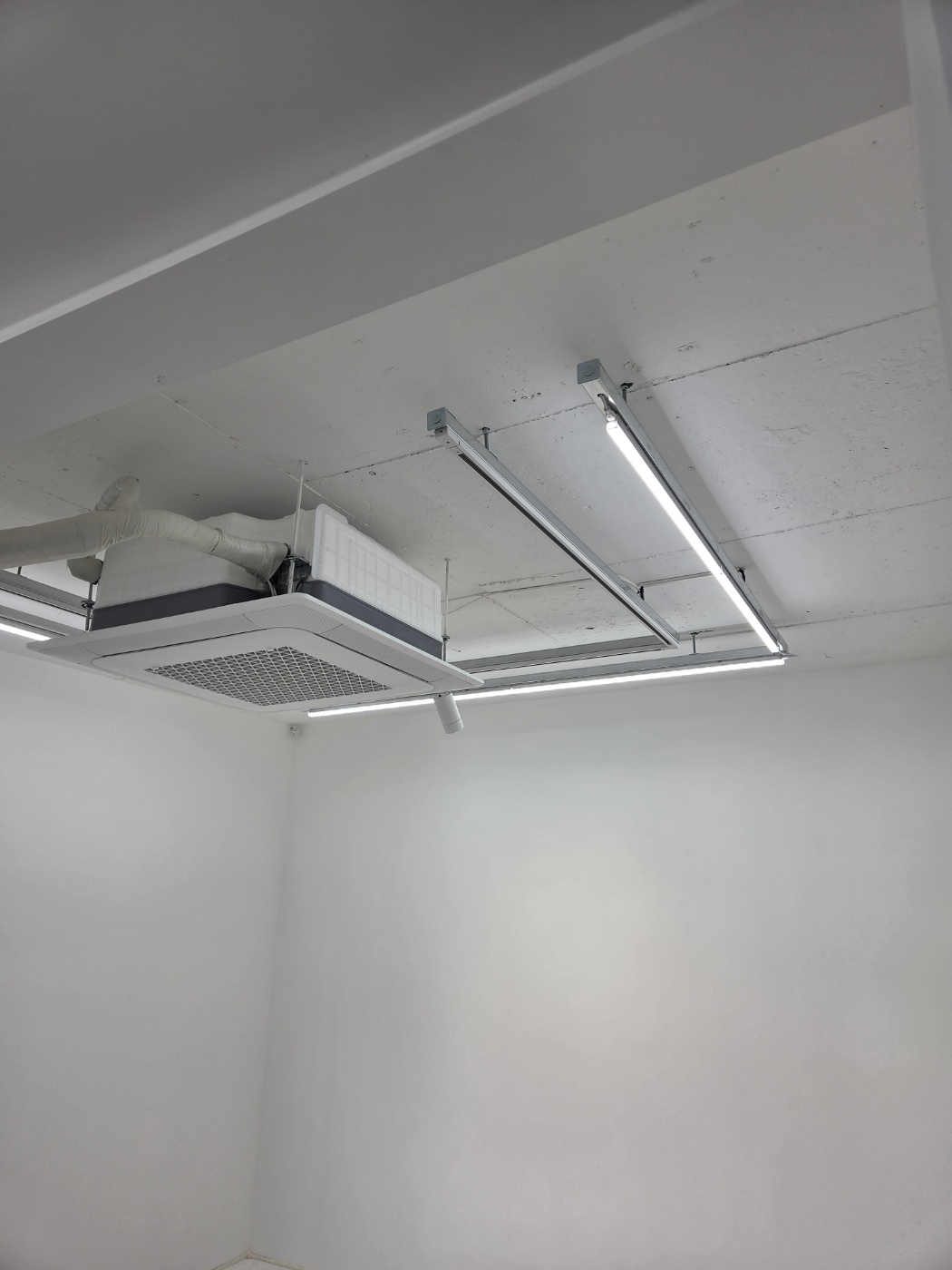 /user/m/mrpower/editor/2506/b1c1b8d68016a5bd1773d8e7fc366c00_1749276742_2736.jpg 이미지크게보기