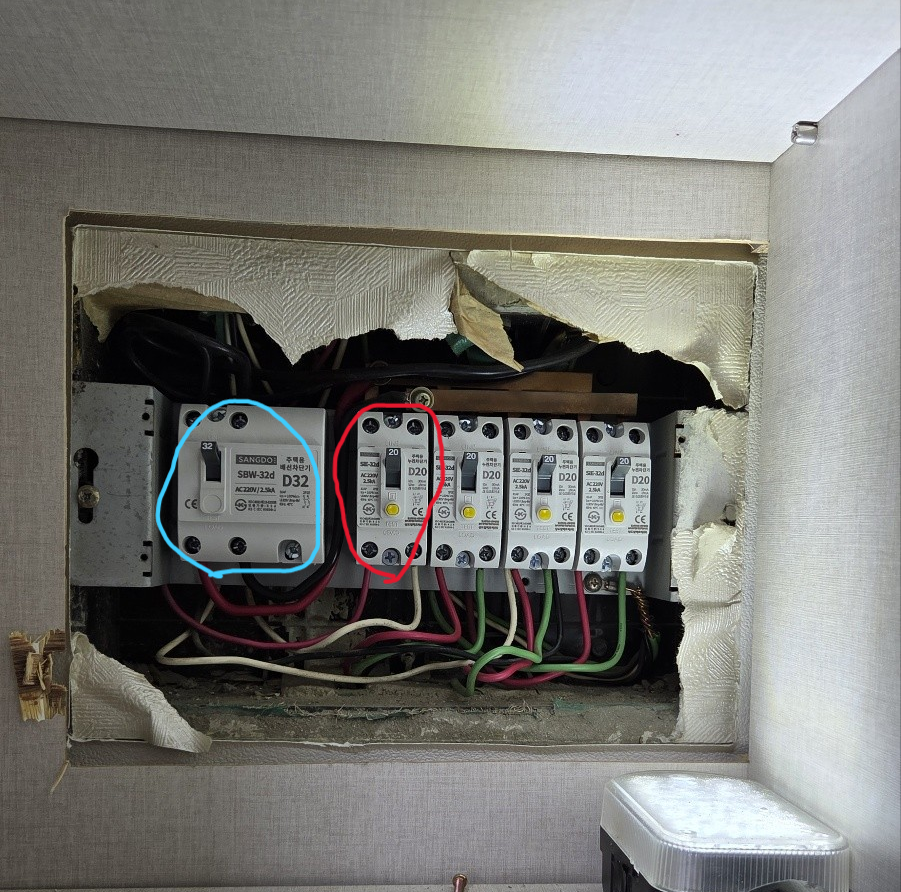 /user/m/mrpower/editor/2507/31ade58beca267ea82789b8142ee7380_1753513645_856.png 이미지크게보기